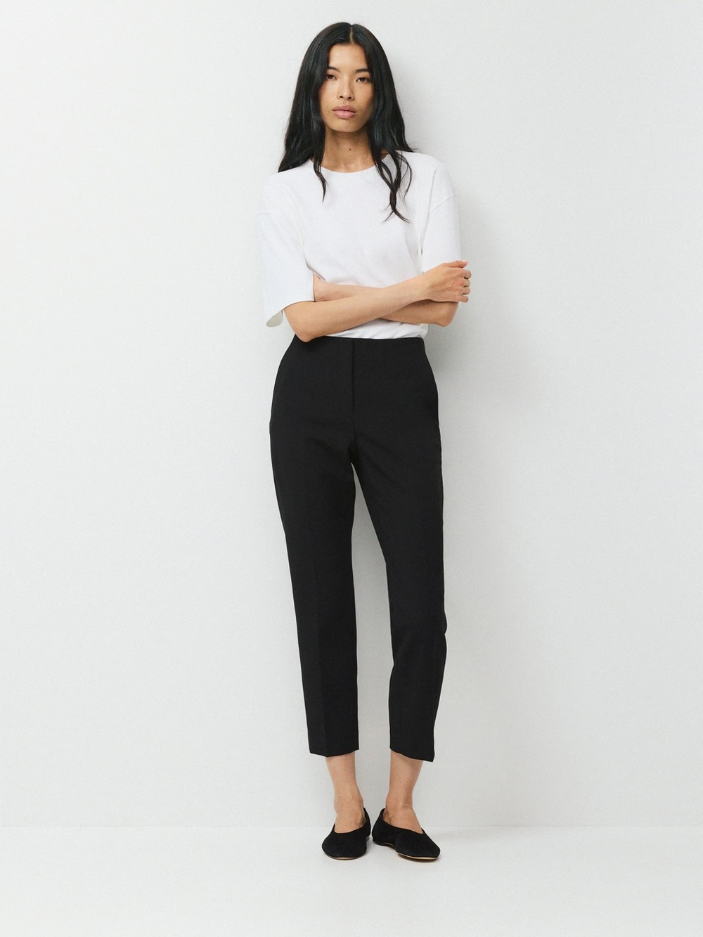 Aritzia/Babaton Markova Pant sz 6 tailored straight in black